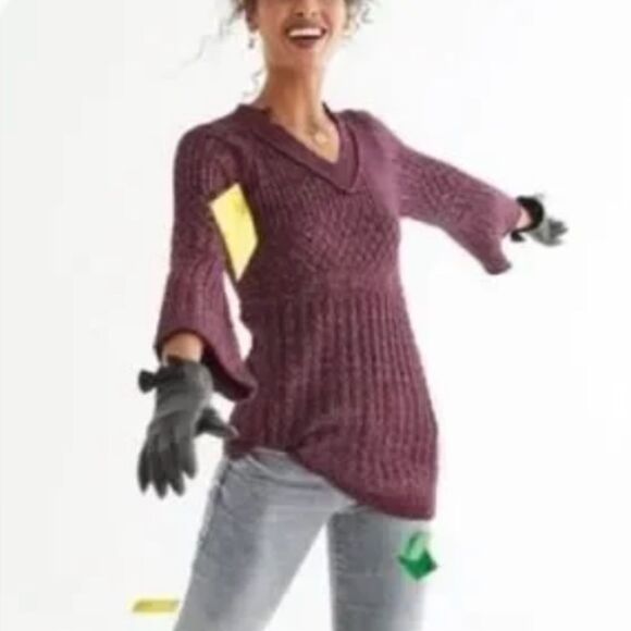 Cabi Chime Pullover Knit Sweater Burgundy Bell Sleeve #4066 Womans Size XS - Picture 3 of 5